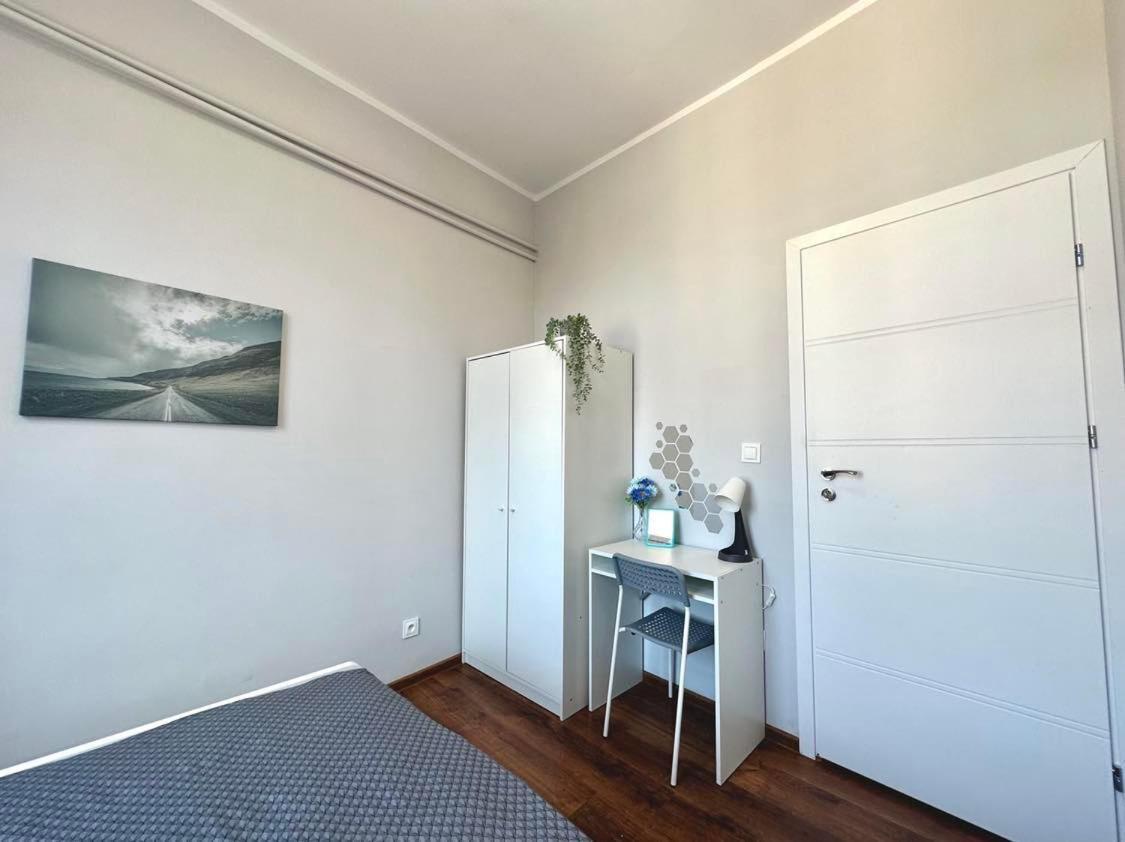 Mmrent One Way Room Гданск Екстериор снимка
